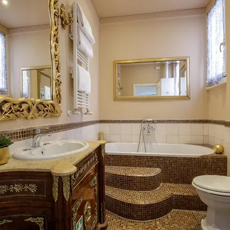 Appartement Condotti Corner Piazza Di Spagna