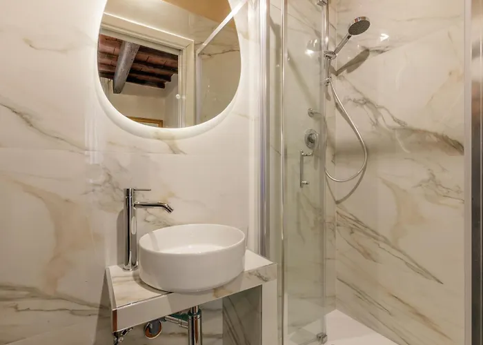 Condotti Corner Piazza Di Spagna * Rome